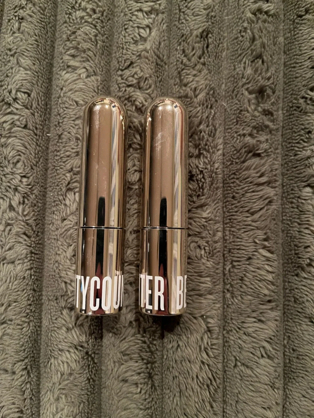 Beautycounter Think Big All In One Mascara - 2 travel size - Picture 2 of 3